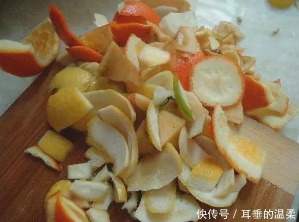 渣滓|什么果皮渣、大豆渣,都不如这种“渣滓”,盆里埋一点养啥都旺