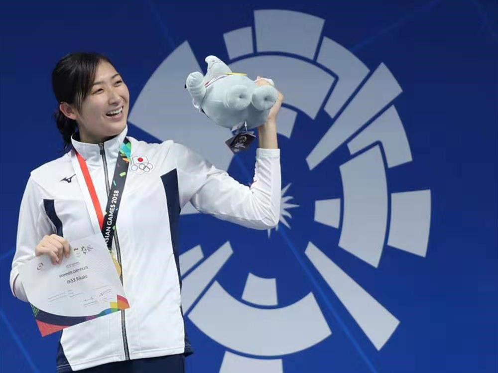 这位花季少女的经历，比韩剧跌宕，比日漫热血！|追光| a7049