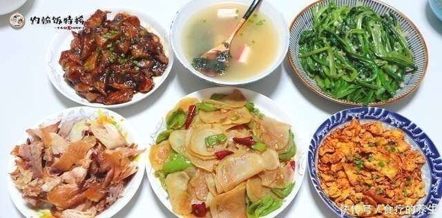 一家四口的午餐，竟在朋友圈火了，荤素搭配，网友饿了，求蹭饭！