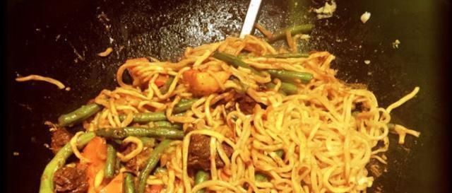 家常“零失败”蒸面条,新手也能轻松掌握,又香又嫩全家人抢着吃