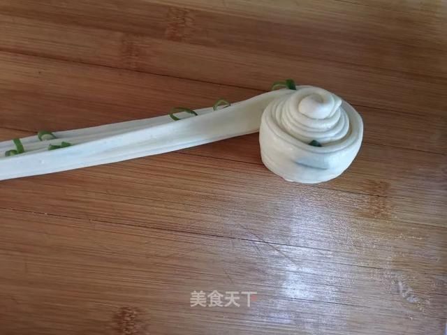 葱香小饼：不用就菜都能吃两张