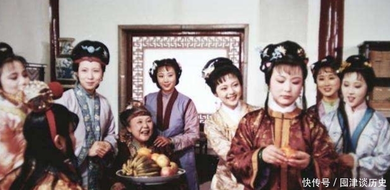 四大家族|红楼梦中,史湘云熬夜做针线活,真的很穷吗?超越普通人太多