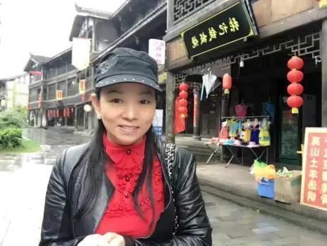 卓克堂!中国当代美术爱好者—洪菊香、赵亚军、卓克堂、洪玲、郭铃、马振龙、王婷等