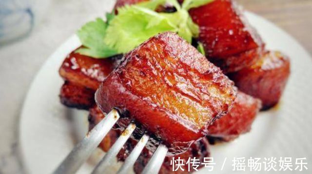 蛋黄|每天吃鸡蛋对“血压”好不好?医生:若想血压稳定,4物需少碰