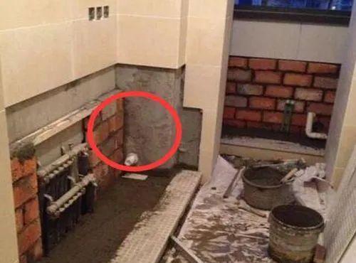 台面|对砖工师傅真的是服气,又省钱又实用的橱柜装修方法