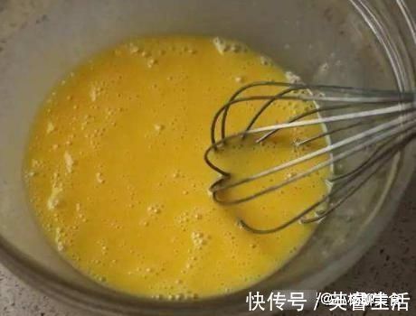 甜点|网红仙豆糕想吃不用买,教你用平底锅在家做,软糯清香还低糖