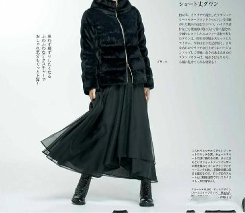 40岁女人“开春”穿什么？试试“短靴＋纱裙”吧，气质优雅又减龄