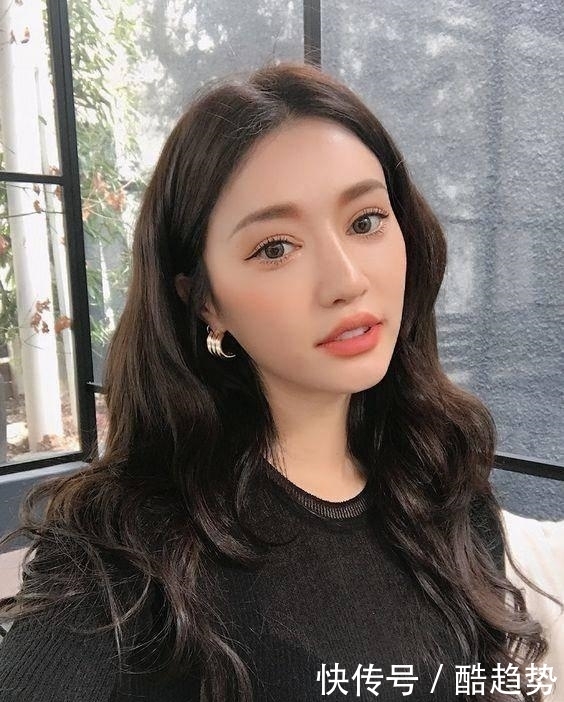 面部ps?有了它,痘印花脸都救活了,保湿度更无可挑剔