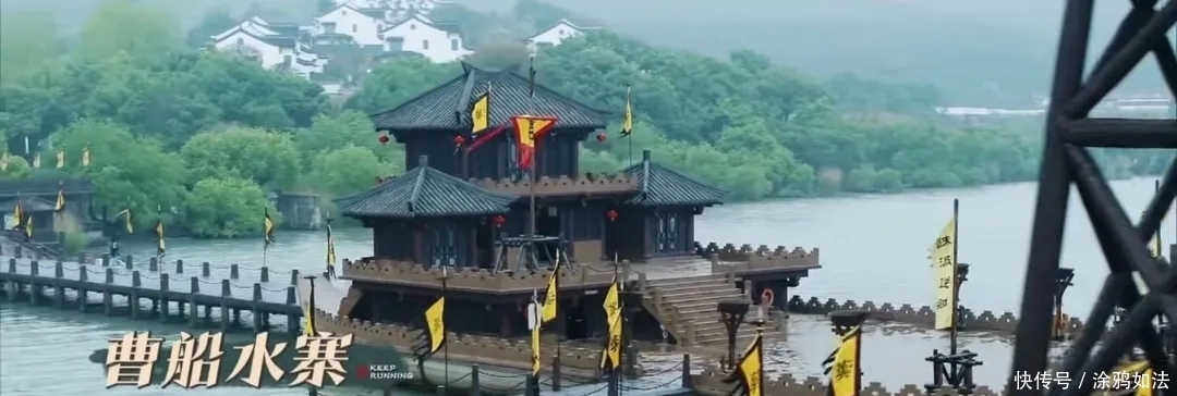 黄旭熙 《奔跑吧》太尴尬:黄旭熙叫错周也角色名,李纯跳樱花舞好违和