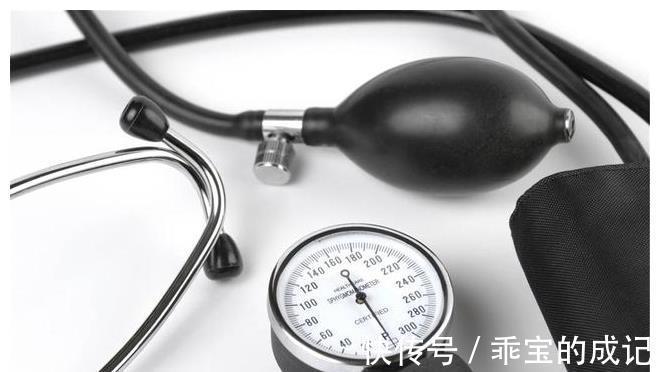 酒精|饮食不当血压容易波动?哪些食物可能是高血压的“加速器”?