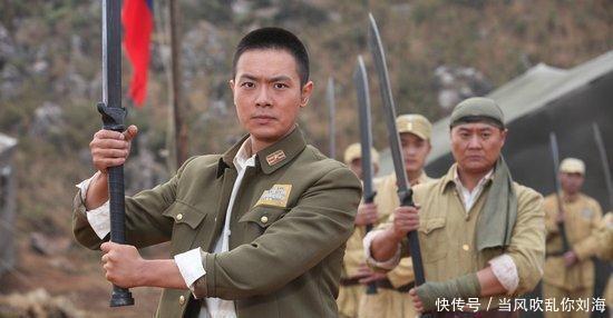 大刀|抗战时，八路军用的大刀为何会有红色布条，难道是“好看”！