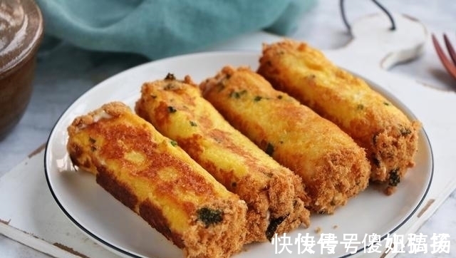吐司片|5分钟快手早餐，营养又好吃，一卷一煎就搞定，孩子隔天就要吃！