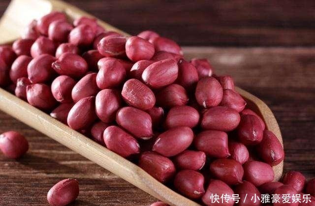 好处|每天坚持睡前吃点花生米,不出一个月,这些好处或会悄悄来临