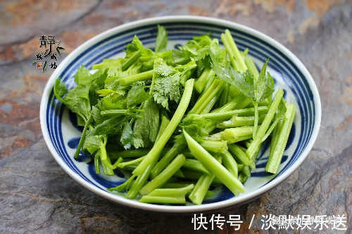 夏天|夏天遇上此菜,我从来不还价,三两下炒一盘,比大鱼大肉都香!