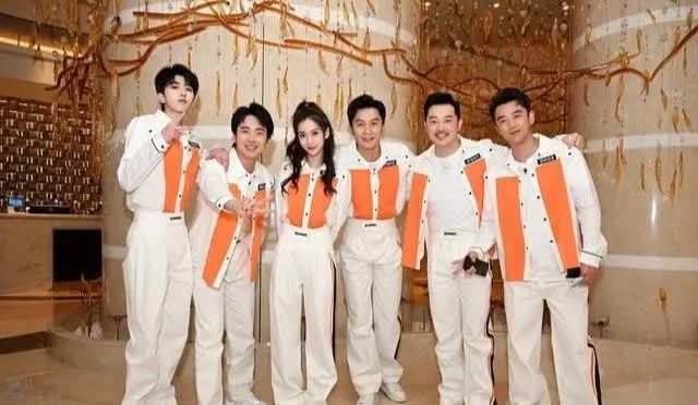 网曝《奔跑吧10》嘉宾阵容，李晨郑恺不负众望，白鹿蔡徐坤仍在