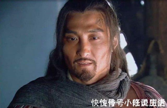 青龙偃月刀|他在梁山排名第五,驰聘沙场战无不胜,但林冲就是不服气他