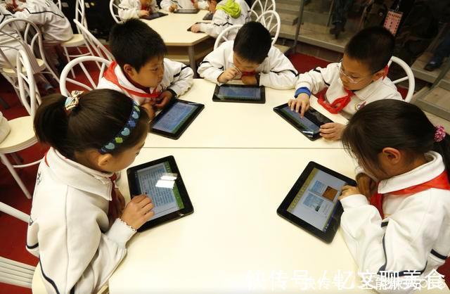 教授|“毁掉”孩子的不是手机，清华教授：家长常说的这句话“伤”娃最深