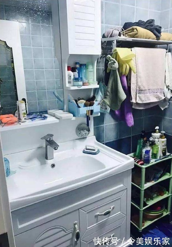 壁龛|卫生间墙面别浪费,学着这样设计,空间扩宽几平米,储物更方便!