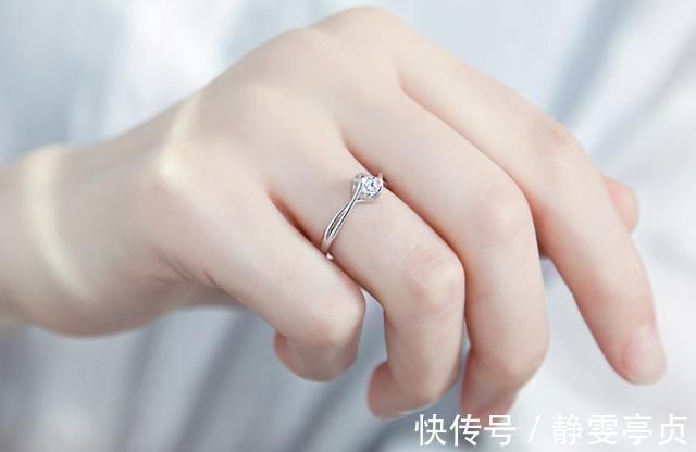 红铜色|你知道银戒指为什么会变色银戒指变黑、变黄、变红铜色的原因