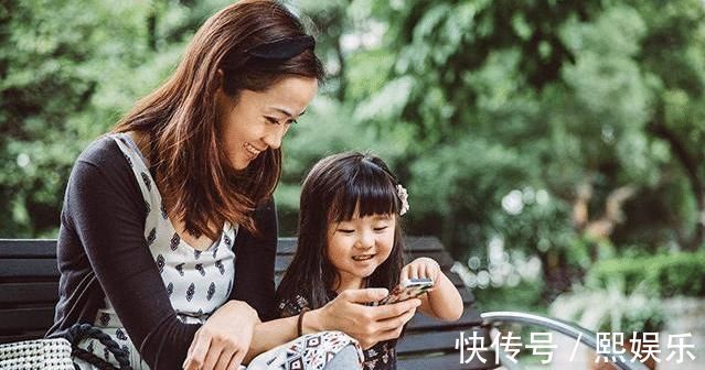 工作|95后全职妈妈占比82%,宝妈为孩子放弃工作,却被误解是懒