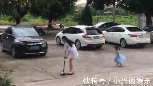 孩子气|“皮得很小姨”抢娃滑板车火了,网友:娃好可爱,好想抱抱她小姨