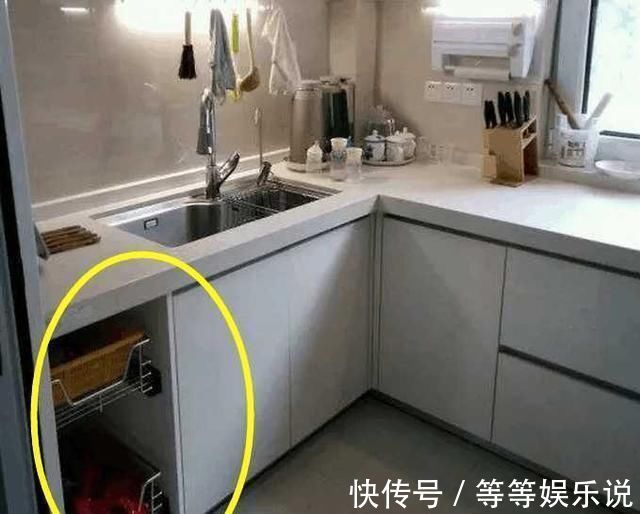 邻居们|巧妙的儿媳这样改变了橱柜，再买的菜不再扔在地上，邻居们正在模仿
