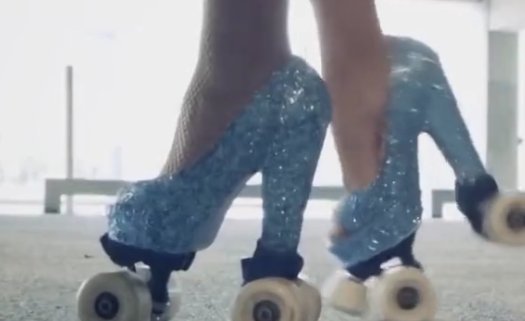 恨天高|世界上最奇葩的高跟鞋,难道就是传说中的跪着也要走完嘛啊?