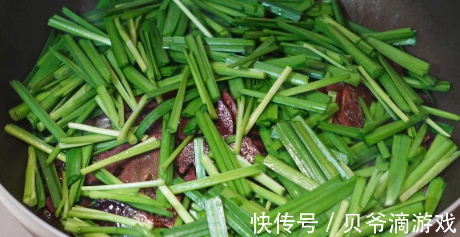 晒晒老公做的下饭菜，食材稀罕不常见，简单一炒端上桌，越嚼越香