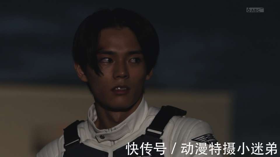 假面骑士Revice|《假面骑士Revice》二骑腰带亮相,三种配色,很黑很帅气!