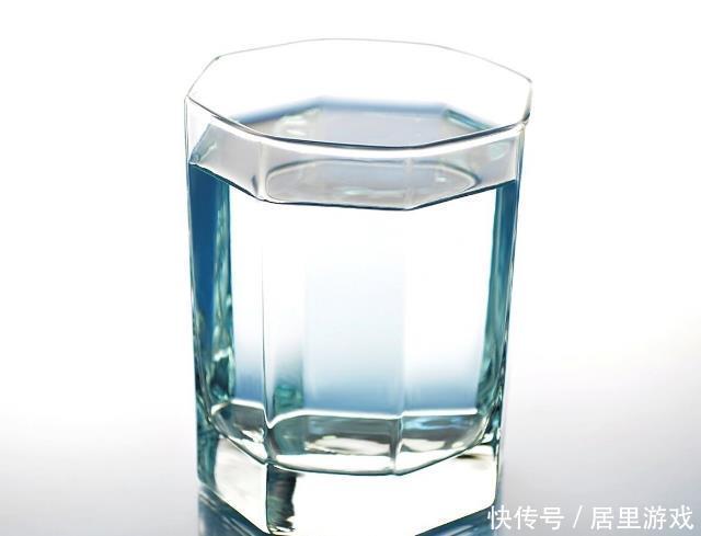 中年|养生从喝水开始，那怎样喝水才健康呢？牢记4个喝水技巧
