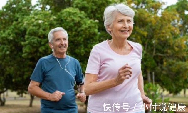 饱和脂肪酸|鸡蛋是高血脂的“发物”？建议：预防血脂升高，这3种食物需少吃