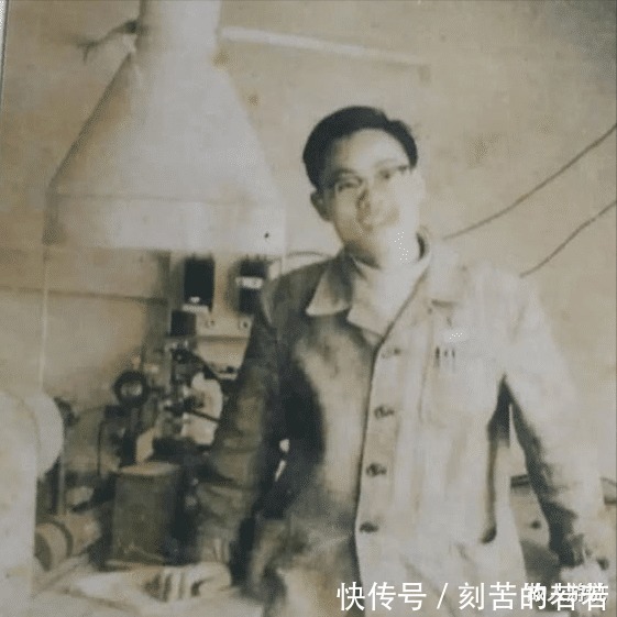 杨慧芬#“百变”作家叶永烈一生出版180多部作品,自曝小学作文不及格