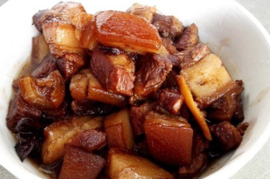 胆固醇|血脂高不能吃肉医生提醒3类肉吃了，血管反而会越来越干净！