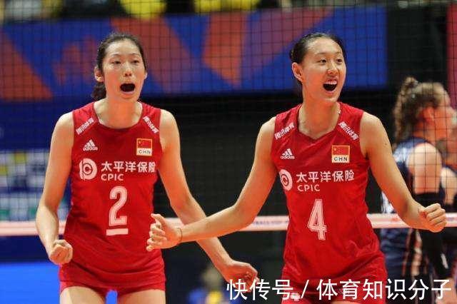 女排|1米95和1米98组合拦网发威！轰下98分火力强，女排新双塔横空出世