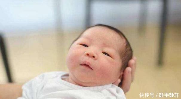 三个月|宝宝枕头又硬又高,脑袋睡圆就聪明?错,妈妈们赶快把枕头换了