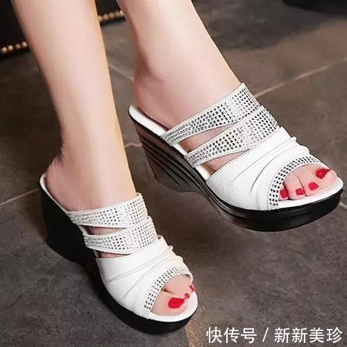 韩版|透露出你的独一无二与高贵的凉拖鞋, 吸引众人的目光