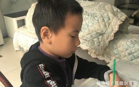 妈妈|“妈妈，我再玩3分钟”，2种父母不同回答，成就孩子不同人生