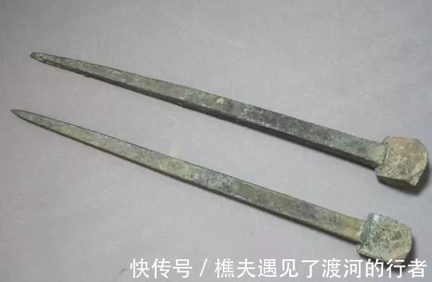 孝子#丧事入殓封棺只用4根钉,为什么一定要买5根