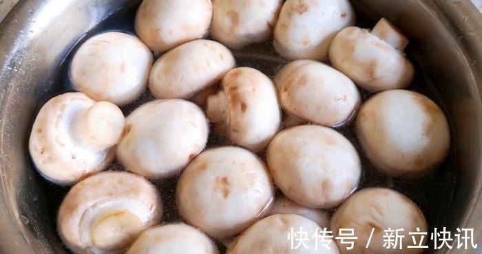 唯一含维生素D的蔬菜，虽然贵但营养赛灵芝，老人孩子常吃好处多