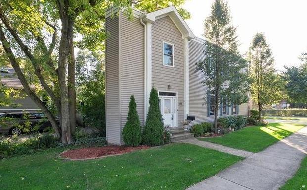 住宅|宽90厘米的房子,酷似“一道墙”,却卖出了180万,这是为何