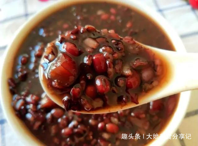 红糖|七款女生喝的养生粥,温补气血,一周七天不重样,由内而外美起来