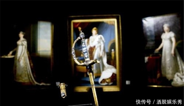 无比|这4把剑全球排名前4,不但锋利无比,甚至还滴血认主