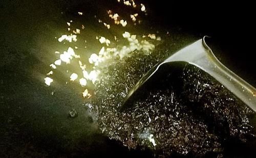  梅菜扣肉不用蒸怎么做？