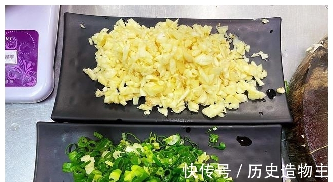 干烧蛤蜊|立秋了，蛤蜊学会这样做，鲜美又营养，我天天做，每次上桌都吃光