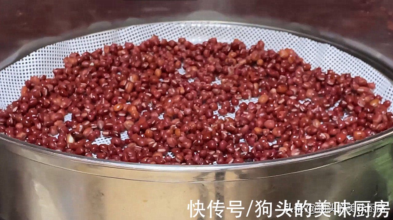 平时没事多吃黑米,88老奶奶教我一个做法,粗粮细作好消化,真香