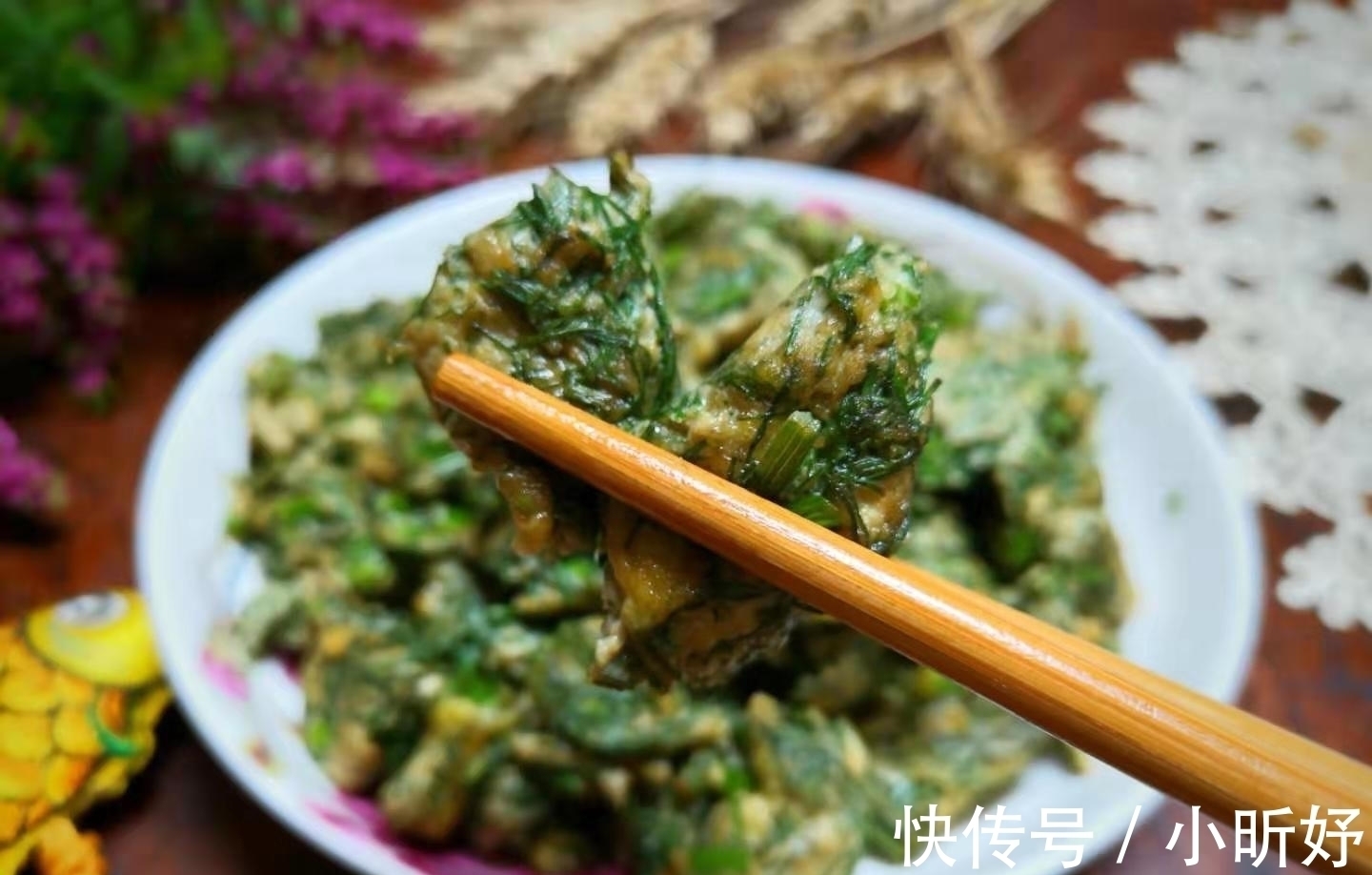 鸡蛋和这是绝配，晚饭炒一盘，隔天排宿便，小腹平坦，皮肤水灵