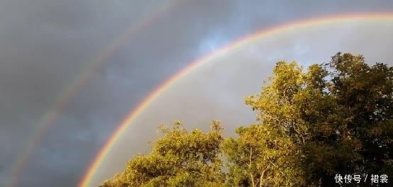 航天飞机 天空为何是蓝色以及天空是从哪里开始的?