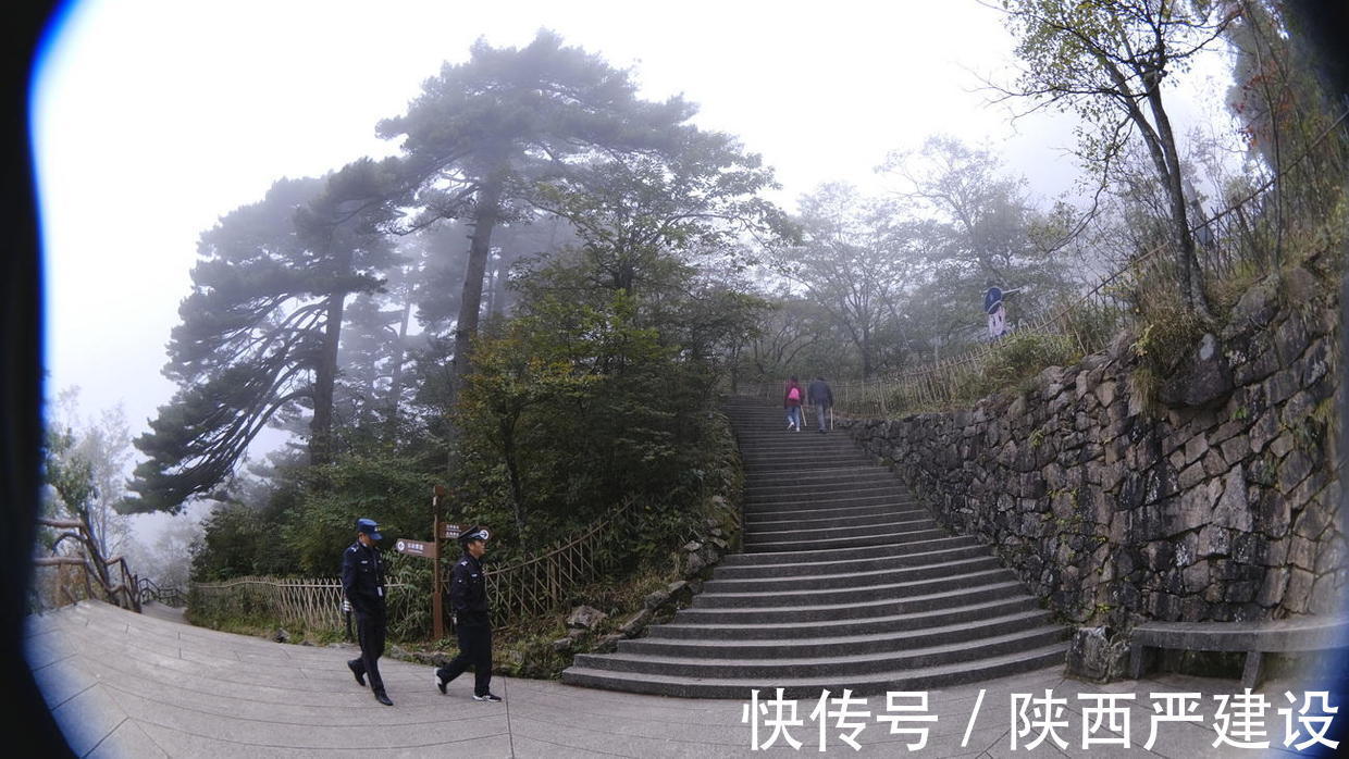 黄山|薄云浓雾游黄山宛若仙境【严建设】