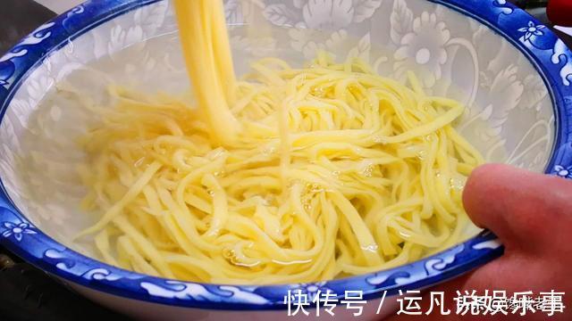 面团|手擀面一煮就断?牢记这3点,面条下锅不断,口感爽滑还筋道