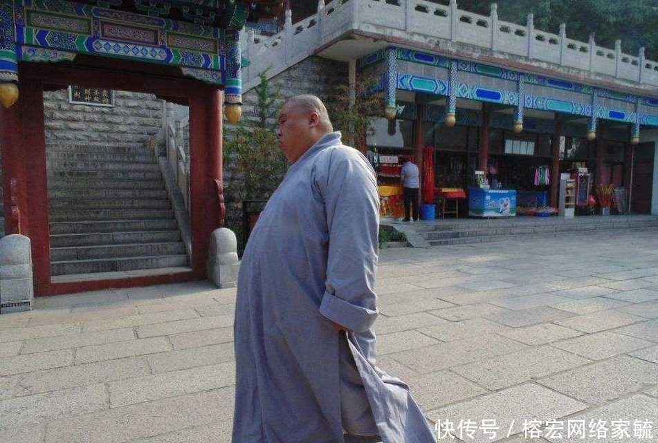 道士|同样是吃素出家修行,为啥和尚大多肥胖,而道士们却普遍瘦弱?